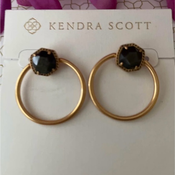 Kendra Scott Jewelry - NWOT Kendra Scott Davie Vintage Gold Hoop Earrings In Golden Obsidian